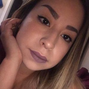 Meet your Posher, Sesilia